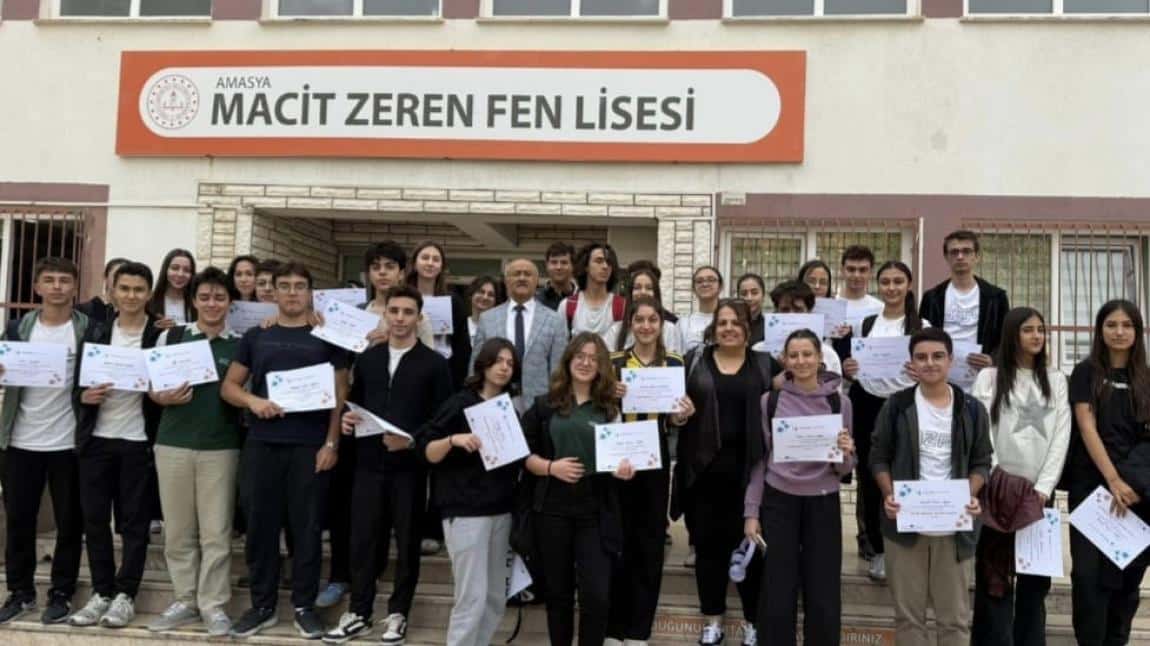 Macit Zeren Fen Lisesi Öğrencilerinden Ulusal Başarı ve İnovasyon Öncülüğü!